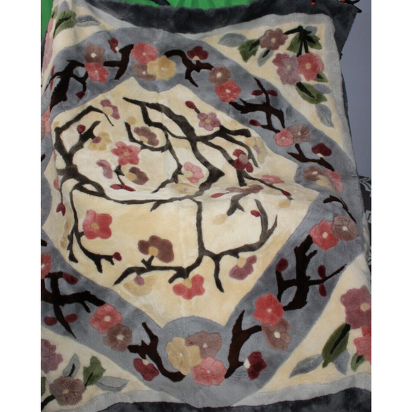 Auskin Traders New Zealand Sheepskin Flower Rug Large Area Carpet 80 x 140 - Picture 8 of 13